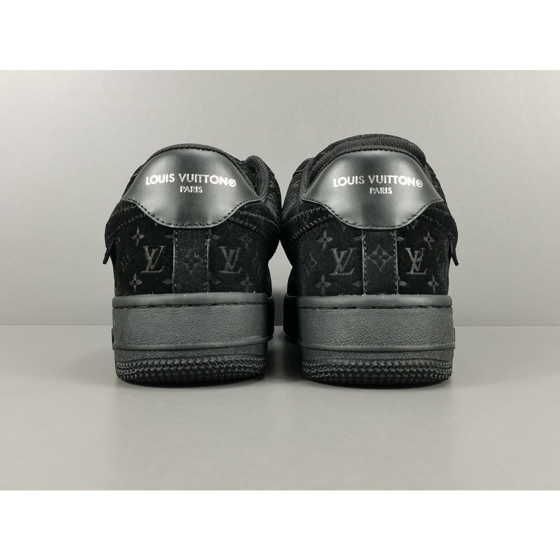 nike air force 1 x l**is V*t*n black/black