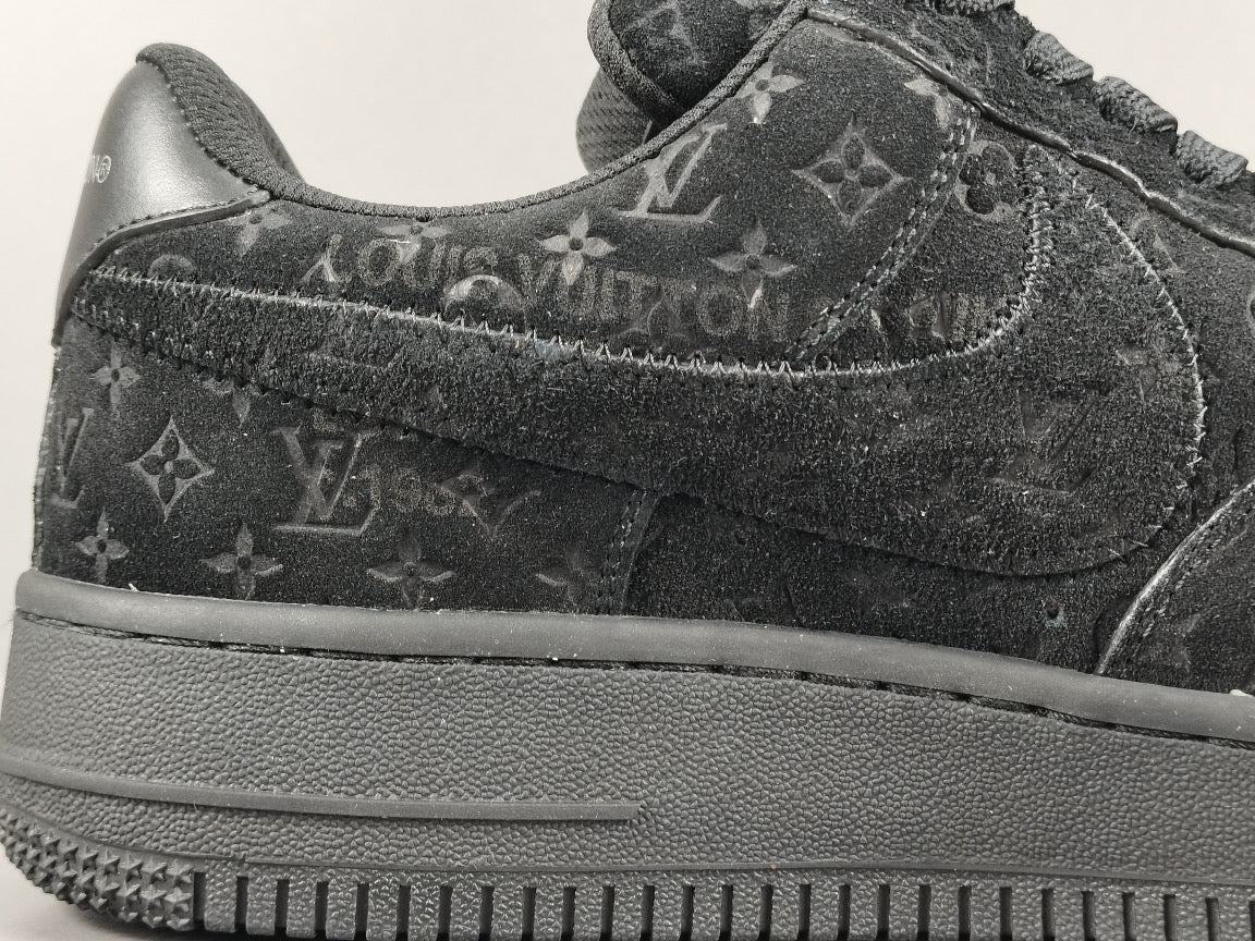 nike air force 1 x l**is V*t*n black/black