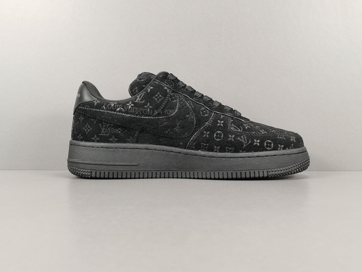 nike air force 1 x l**is V*t*n black/black